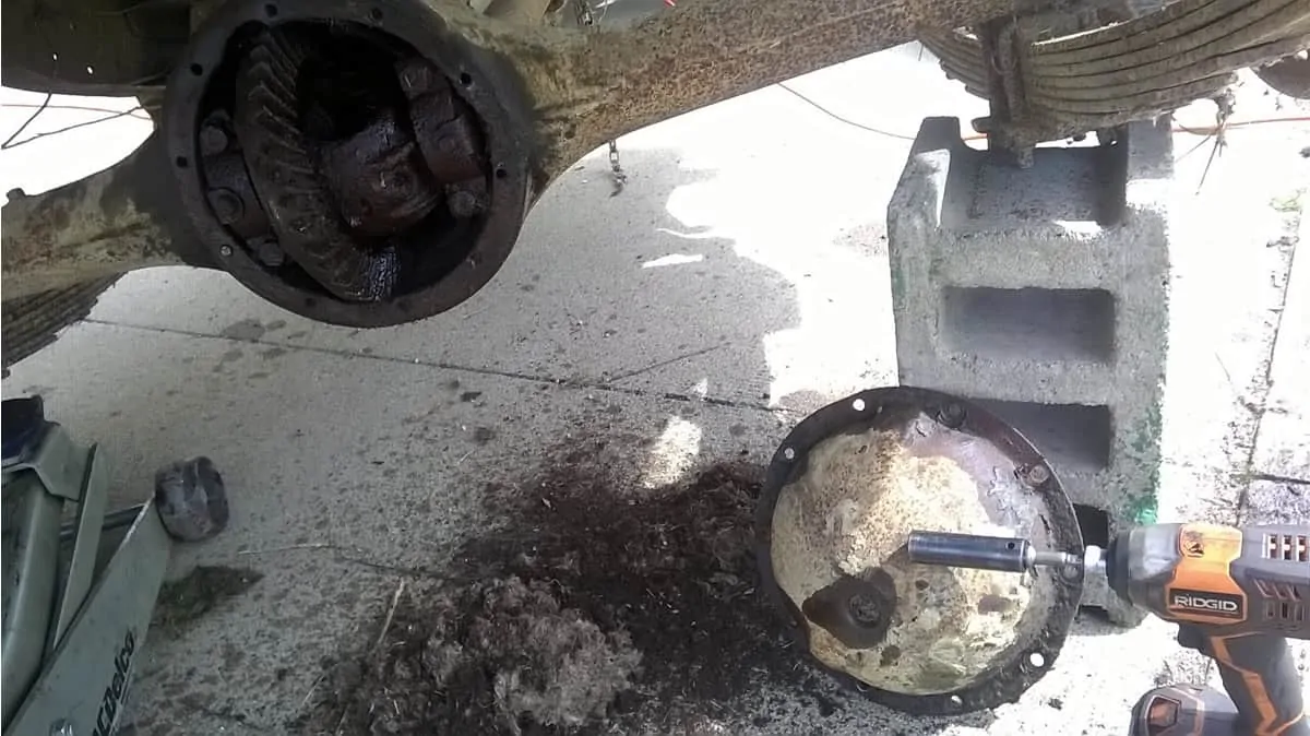 Fixing up a 40's - 50's Era Chevy Pickup Bed Trailer 4 Chevy 40's Era Trailer